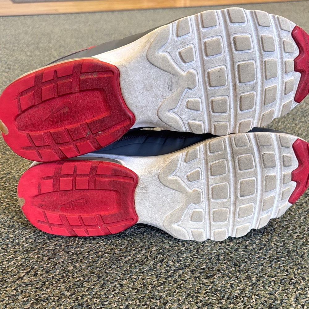 Nike Air Invigor - Picture 5 of 5